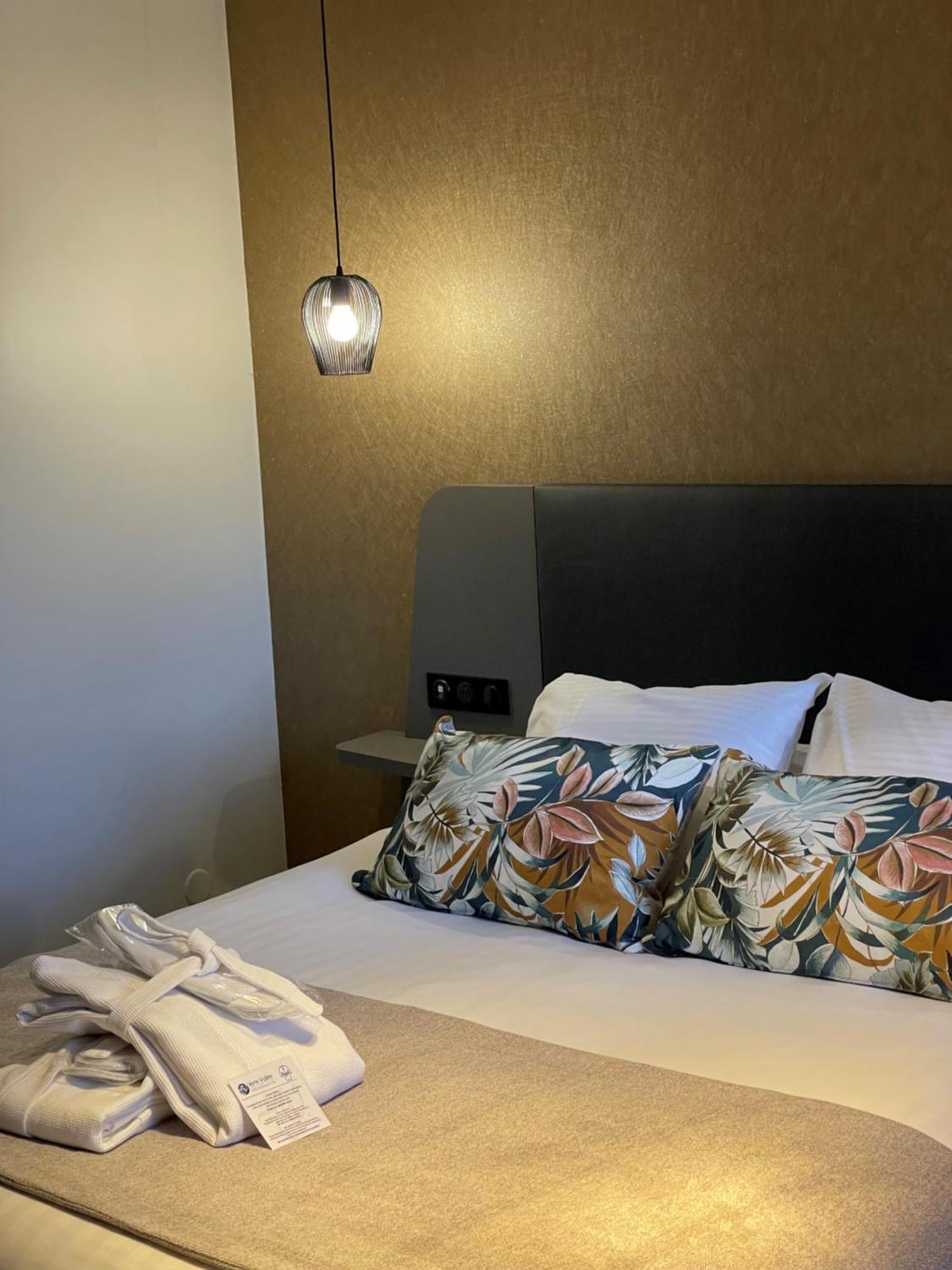 Les Appartements du Parc - Accès piscine et spa Munster  Chambre photo